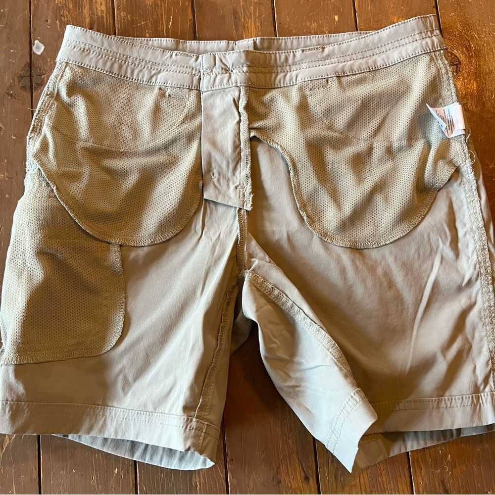 Eddie Bauer Nylon Stretch Hiking Shorts - Picture 6 of 7